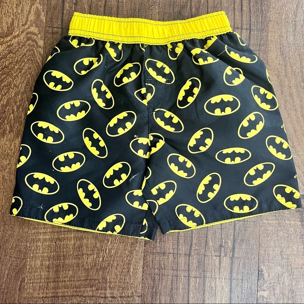 NWOT baby toddler boy Batman swim trunks black yellow Sz 24 months - Picture 4 of 4